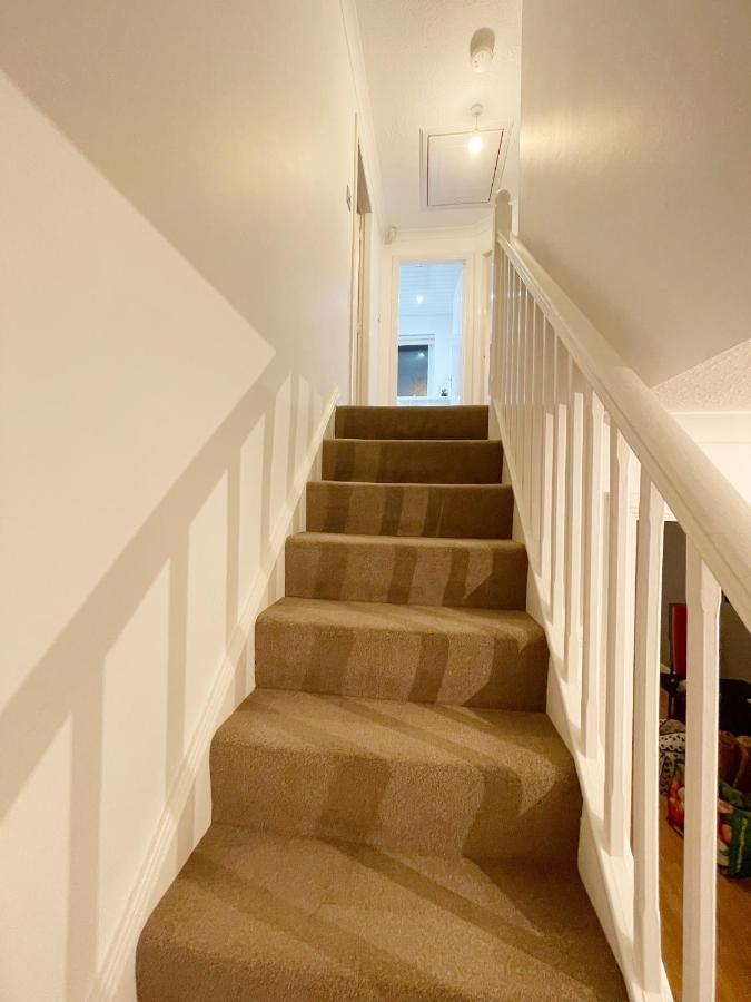 Cozy Nights Svp Detached House Villa Glasgow Luaran gambar