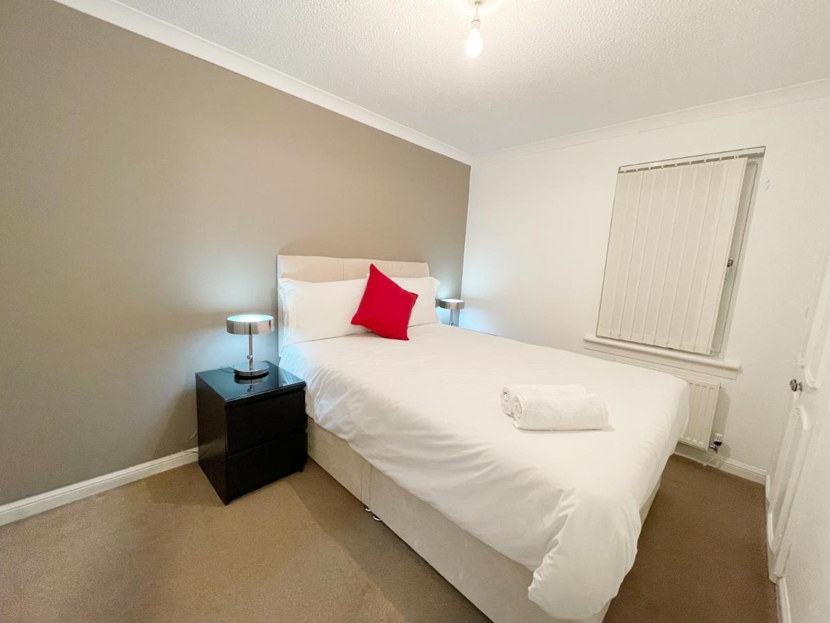 Cozy Nights Svp Detached House Villa Glasgow Luaran gambar